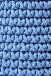 Homescapes Cotton Knitted Round Storage Basket, 37 x 21 cm in Blue - Size: Small - thumbnail 3