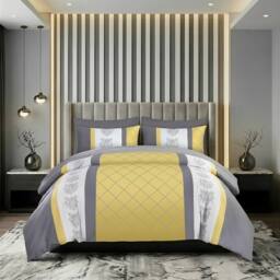 Pamposh Luxurious Duvet cover Set Reversible Bedding Sets in Yellow - Size: Super King - thumbnail 1