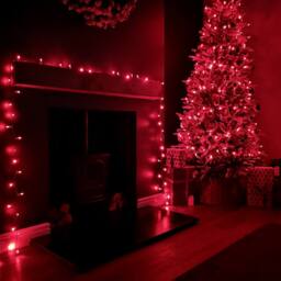 Samuel Alexander 16m 200 LEDs Indoor Outdoor Supabrights Christmas Lights in Red with Timer - thumbnail 2