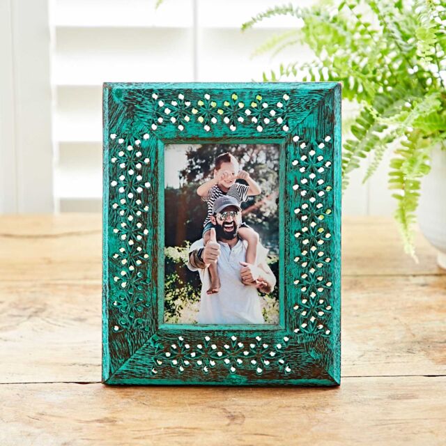 "Paper High 6 x 4"" Hara Green Distressed Mango Wood Photo Frame""" - image 1