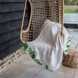 Benjamin Tate Design Green Border Blanket in Natural - Size: 120 cm x 150 cm - thumbnail 4