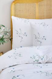 CHRISTY 'Forget Me Not' Wildflower Design Cotton Sateen Standard Pillowcase Pair in Blue - thumbnail 3