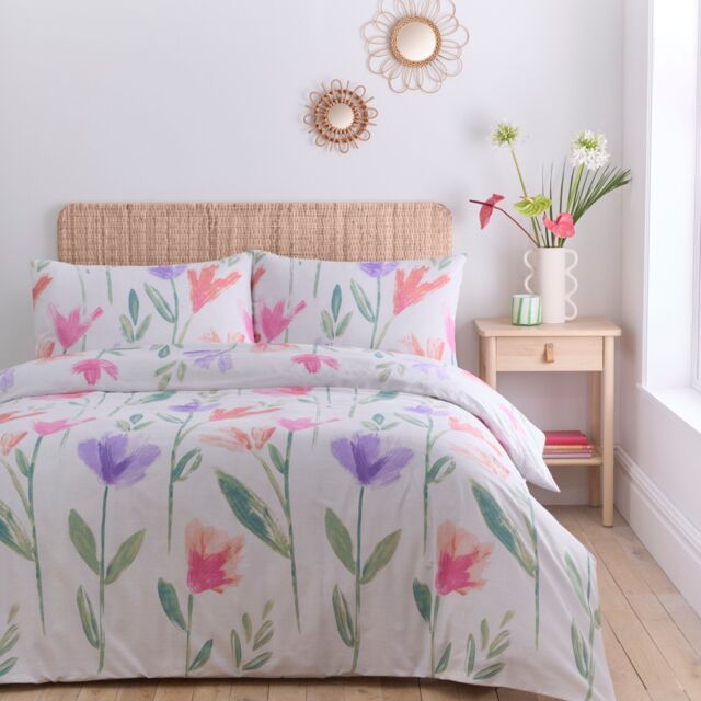 Portfolio Home Charlotte Floral Duvet Cover Quilt Set with Pillowcase - Size: Double - image 1