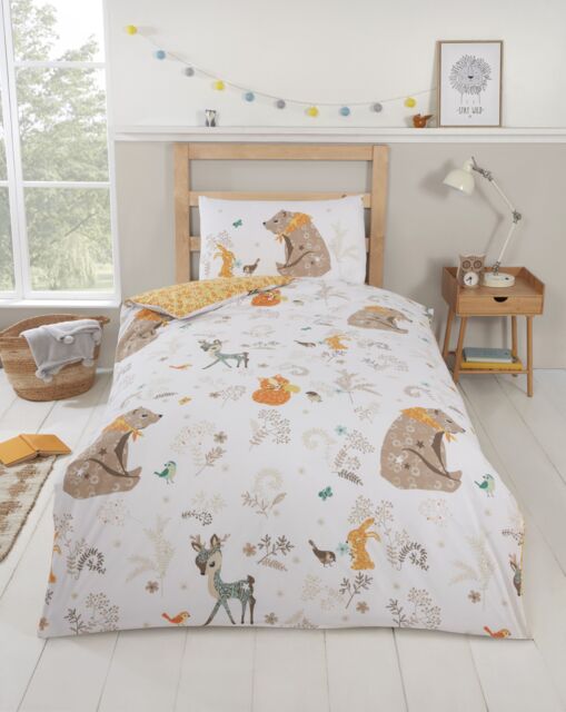 Rapport Home Woodland Friends Polycotton Duvet Cover Set With Pillowcase in White - Size: Single - image 1