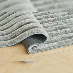 HOME LUXE INTERIOR Silver Grey Ribbed Rug - Luxury Soft Deep Pile Bedroom Carpet 120x170cm in Light Grey - Size: 80 cm x 150 cm - thumbnail 2