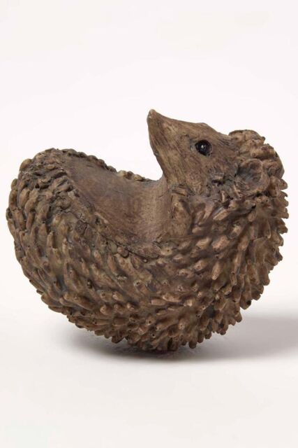 Homescapes Hedgehog Pot Hangers - Pot Decoration in Brown - image 1