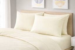 Homes-Linen Plain Dyed Polycotton Duvet Cover Set with Pillowcases in Cream - Size: Double - thumbnail 2