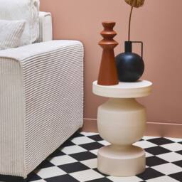 sweeek Metal side table in Cream - thumbnail 3