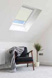 Bloc Blinds Solar Powered Blackout Blind for Velux Roof Windows - White in Silver - Size: S08 - thumbnail 3