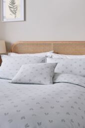 Murmur 'Thalia' Cotton Cushion in Green - Size: 45 cm x 45 cm - thumbnail 2