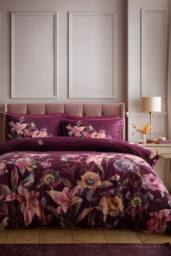 Soiree 'Tatiana' Velvet Duvet Cover Set in Plum - Size: Double - thumbnail 1