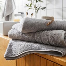 Allure Bath Fashions Hotel Luxury Heavweight Bath Towel in Grey - thumbnail 2