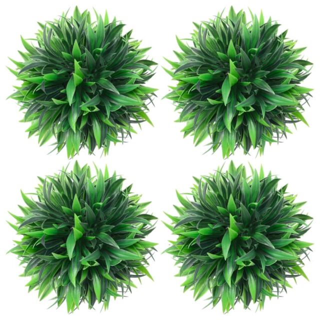 Berkfield Home Artificial Boxwood Balls 4 pcs 15 cm in Green - image 1