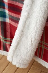 Catherine Lansfield 'Cosy Kelso Check' Blanket Throw in Red - Size: 130 cm x 170 cm - thumbnail 3