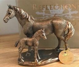 Animal Crackers Horse Mare & Foal Figurine, Leonardo Reflections Range, Gift Boxed in Bronze - thumbnail 2