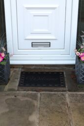 JVL Maiva Welcome Scraper Rubber Studs Doormat 40x60cm in Black - Size: 40 cm x 60 cm - thumbnail 2