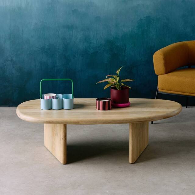 sweeek Oval coffee table mango wood in Beige - image 1