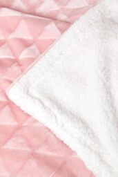 Homescapes Geometric Triangle Velvet Throw in Pink - Size: 160 cm x 200 cm - thumbnail 5