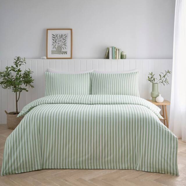 Portfolio Home Pencil Stripe Duvet Cover Set in Green - Size: Single - image 1