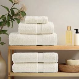 Berkfield Home Premium Shower Towels SOLUND 10 pcs Cream 70x140 cm 600 gsm