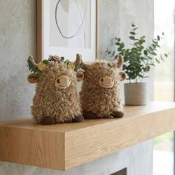 Garden Greatness Flower Crown Fluffy Highland Cow Duo - Size: 2 Pack - thumbnail 1