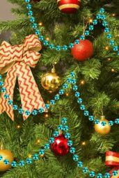 Neel Blue 9M Metallic Christmas Bead Chain - 7.5mm Shiny Pearl Garland in Turquoise - thumbnail 6