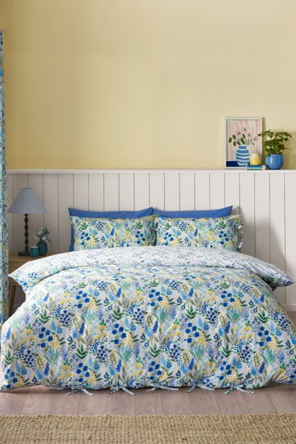 Catherine Lansfield 'Tilly Floral' Reversible Duvet Cover Set in Blue - Size: Double - image 1