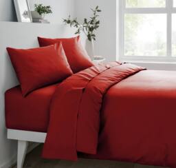 Smart Living Luxury Easy Care Polycotton Duvet Cover With Pillowcases in Red - Size: Double - thumbnail 2