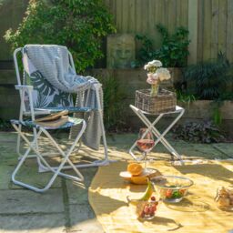 Harbour Housewares Classic Folding Stool - thumbnail 5