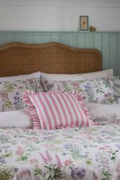 Helena Springfield 'Meadow Flower' Cotton Duvet Cover Set - Size: Single - thumbnail 2