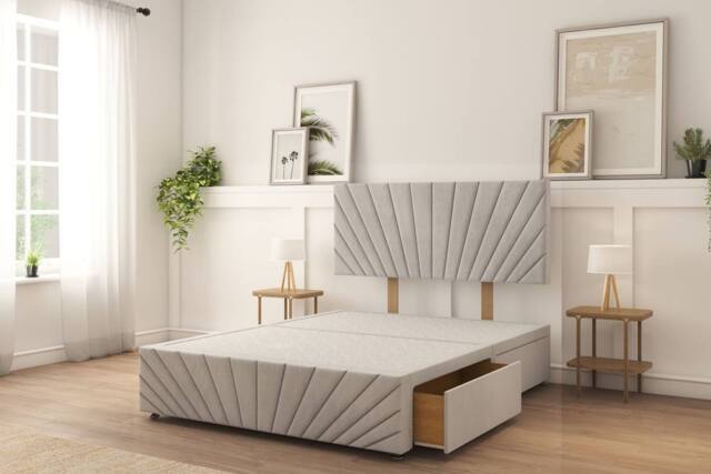 "Sloomy Amberley Plush Divan Bed Base 4 Drawers With 26"" Strutted Headboard & 12"" Matching Footboard in Silver - Size: Double" - image 1