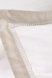 Bianca 'Oxford Lace' 200 Thread Count Cotton Duvet Cover Set in Natural - Size: Double - thumbnail 4