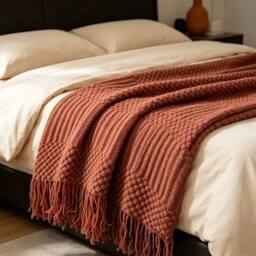 PAWNORA Copper 130*150cm Solid Knitted Throw Blanket in Brown - thumbnail 2