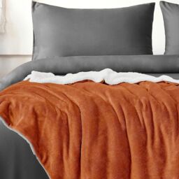 Velosso Luxurious Velvet Throw Blanket with Plush Sherpa Reverse in Orange - Size: 125 cm x 150 cm - thumbnail 2