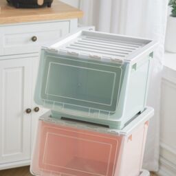 Living and Home Stackable Plastic Storage Box with Lid and Wheels in Green - thumbnail 9