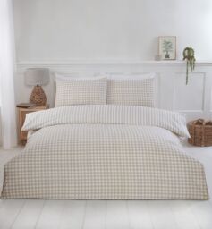 Rapport Home Gingham Polycotton Check Polycotton Duvet Cover Set With Pillowcase in Natural - Size: King - thumbnail 1