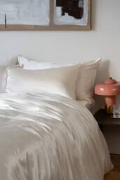 Soak&Sleep Ivory Pure Mulberry Silk Pillowcase - thumbnail 3