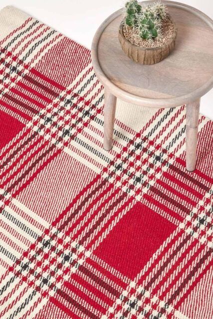 Homescapes Walker Red Tartan Check Non-Slip 100% Wool Rug - Size: 70 cm x 120 cm - image 1