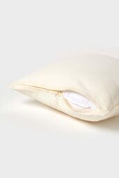 Homescapes Sateen Cotton Continental Pillowcase 400 TC, 40 x 40 cm in Cream - thumbnail 3