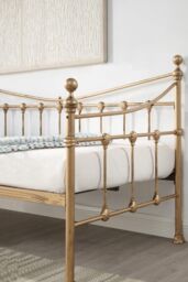 SlumberWorx Newnham Classic Victorian Style Living Room Bedroom Metal Day Bed Frame w Trundle in Bronze - Size: Single - thumbnail 5