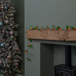 Samuel Alexander 2.8m Christmas Holly Garland with Red Berries & 40 Red LEDs - thumbnail 5