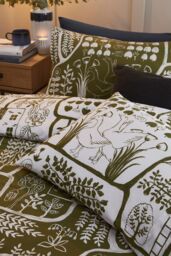 Furn Frida Abstract Floral Reversible Duvet Cover Set in Green - Size: Super King - thumbnail 3