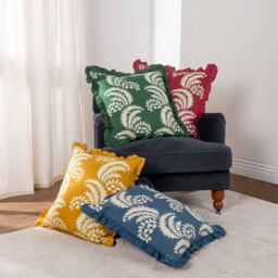 Paoletti Montrose 100% Cotton Fringed Leaf Cushion in Bottle Green - Size: 50 cm x 50 cm - thumbnail 6