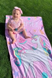Catherine Lansfield 'Unicorn Summer' Cotton Beach Towel in Pink - thumbnail 2