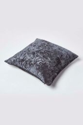 Homescapes Luxury Crushed Velvet Cushion Cover in Dark Grey - Size: 45 cm x 45 cm - thumbnail 4