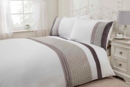 Rapport Home Anise Duvet Cover Set with Pillowcase in Silver - Size: Super King - thumbnail 1