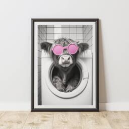 60 SECOND MAKEOVER Highland Cow In Tumble Drier Print Wall Art - Size: A4 - thumbnail 1