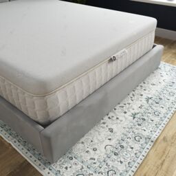 DS Living Premium 10cm Thick Memory Foam Mattress Topper - Super King in Off-White - thumbnail 2