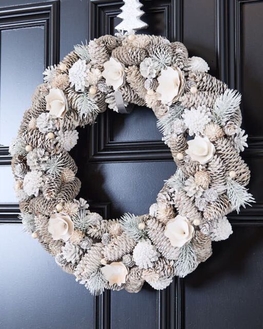 Dibor Giant Frost Festive Xmas Decor Front Door Wreath Christmas Wreath 50cm in Red - image 1