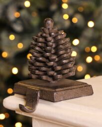 Dibor Set of 2 Cast Iron Pine Cone Decorative Christmas Stocking Holders in Brown - Size: 2 Pack - thumbnail 3